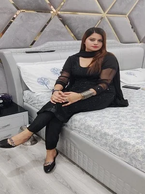 Call Girl in Jim Corbett